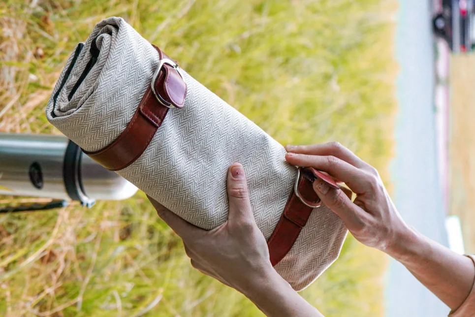 fold up picnic blanket